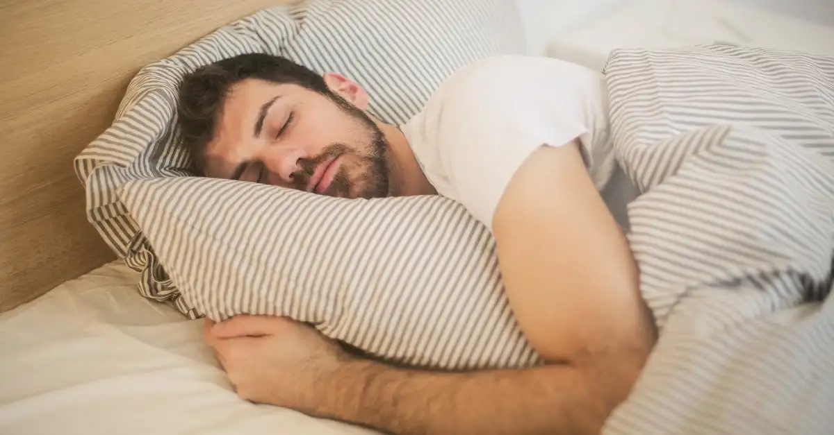 Gesunder Schlaf: So stützen Sie Ihren Rücken optimal