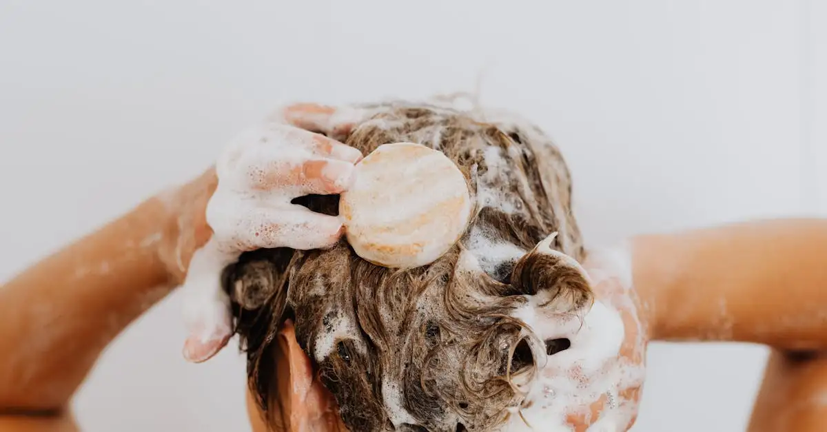 Haare waschen: Wie oft ist gesund und gut für die Kopfhaut?
